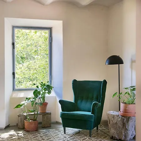 Casa De Diseño Con Gran Terraza